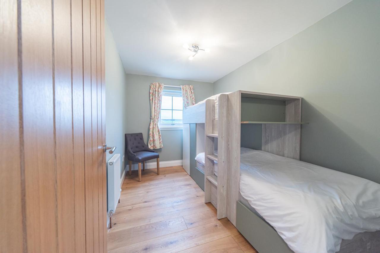 Holiday home Hillcrest - 8 Person Luxury House And Hot Tub